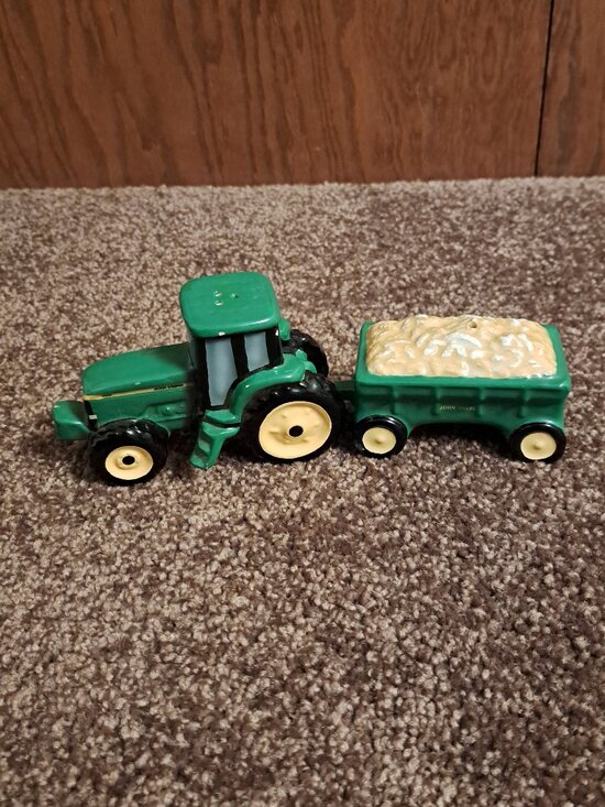 John Deere Other - Vintage 1998 Enesco ceramic John Deere Tractor&Wagon Salt and Pepper Shaker Set